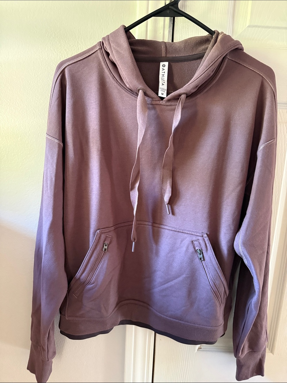 Athleta Dusty Mauve Hooded Sweatshirt size Medium